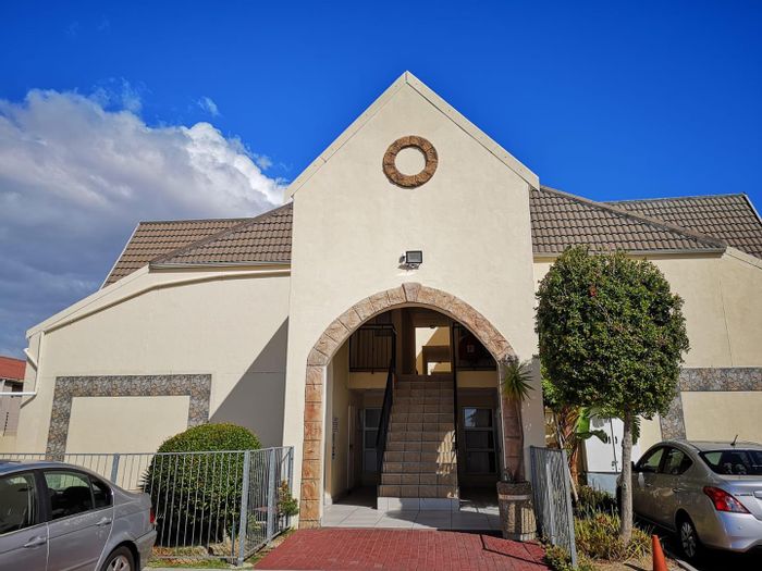 Property #2216701, Apartment for sale in Gordons Bay