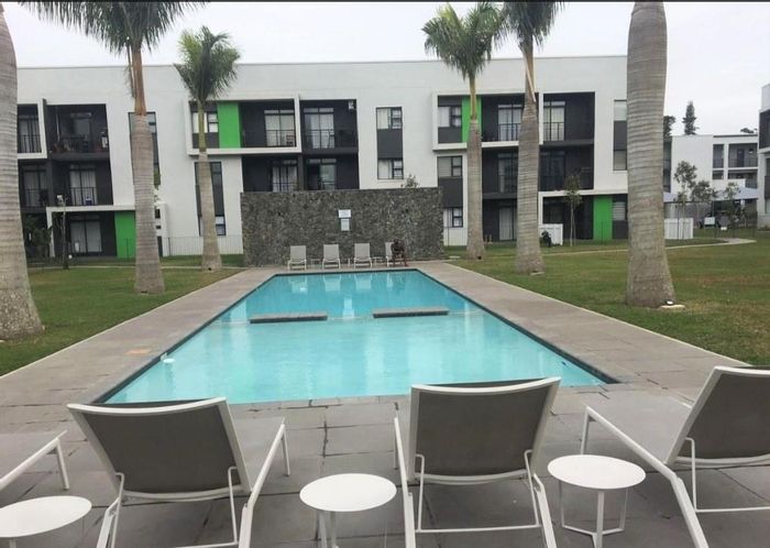 Modern 1-Bedroom Apartment in Ballito Central with Gym, Pool, and 24/7 Security!