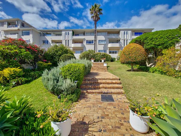 Property #2138031, Apartment pending sale in Bantry Bay