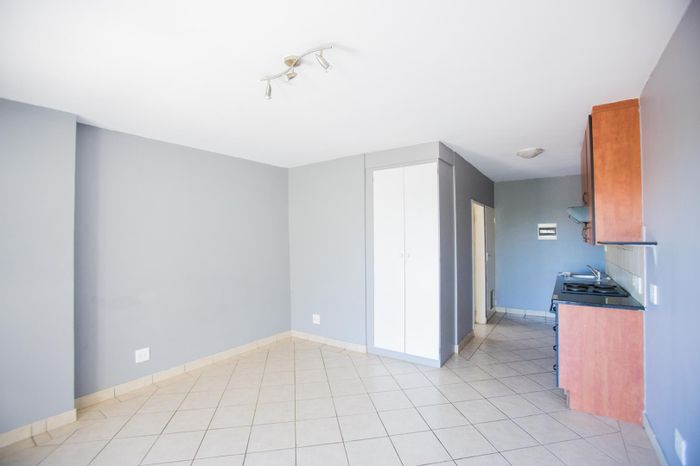 Property #2421744, Apartment Rental Monthly in Oukraal Estate