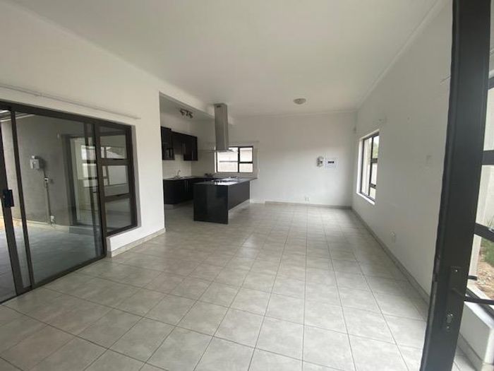 Property #2200846, Townhouse for sale in Okahandja Central
