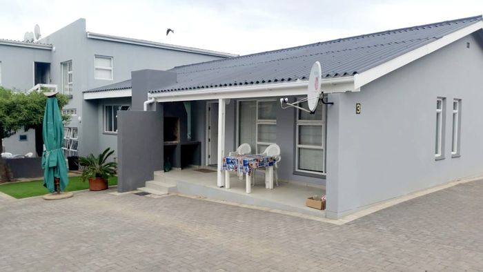 Property #1425966, Cluster rental daily in Hartenbos Central