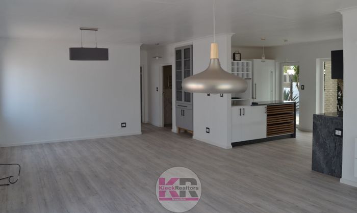 Property #2466117, House For Sale in Hage Heights