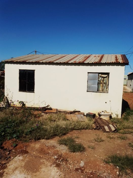 Property #2247522, House for sale in Zonkezizwe