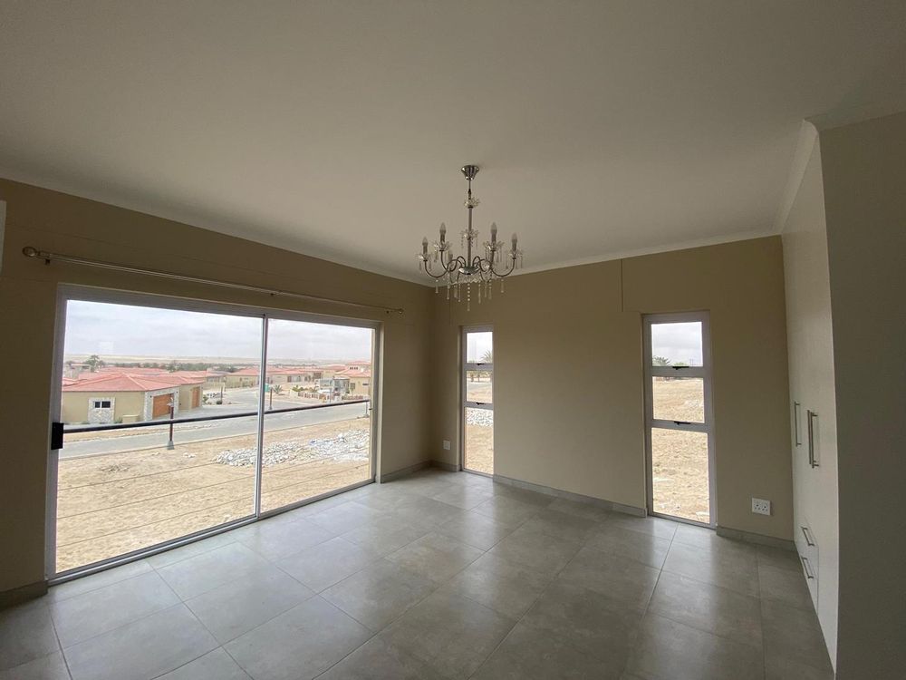 Main bedroom, En-suite