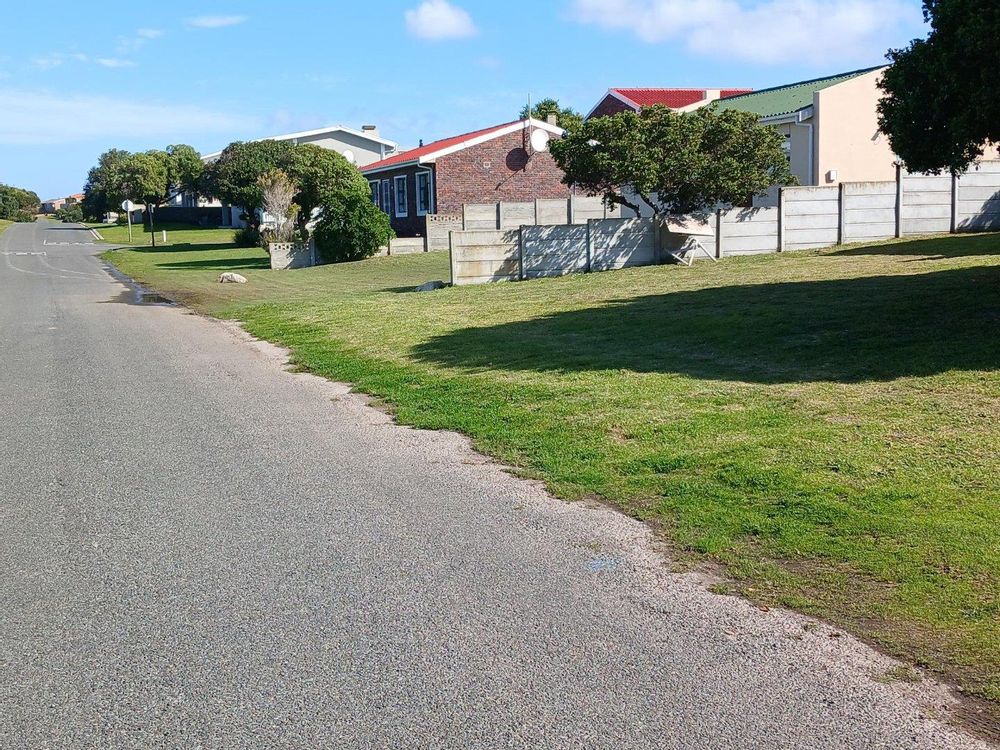 More Houses directly next to us - in the direction of De Kelders.