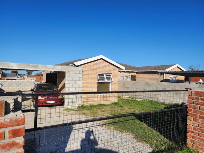 Property #2205258, House pending sale in Walmer Link