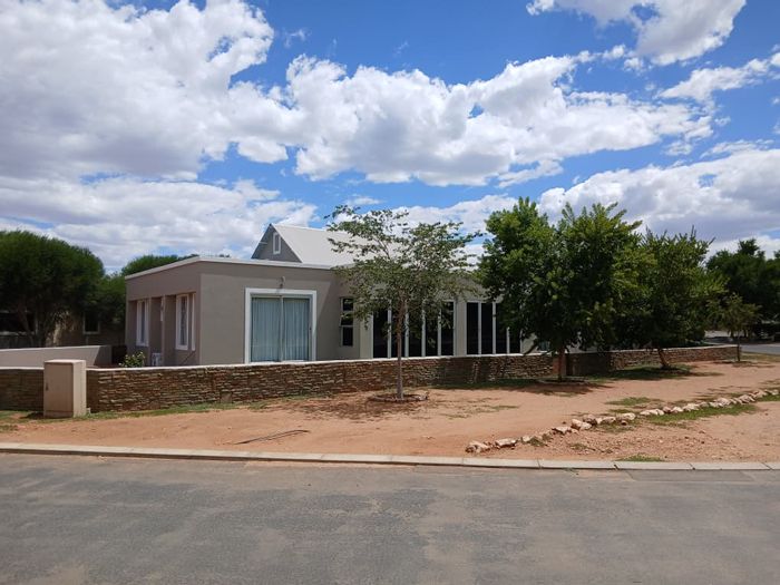 Property #2463485, House For Sale in Omeya Golf Estate