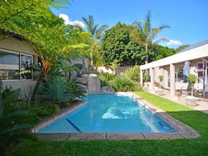 Bergbron Ext 1 House For Sale: Pool, entertainment area, staff quarters, security features.