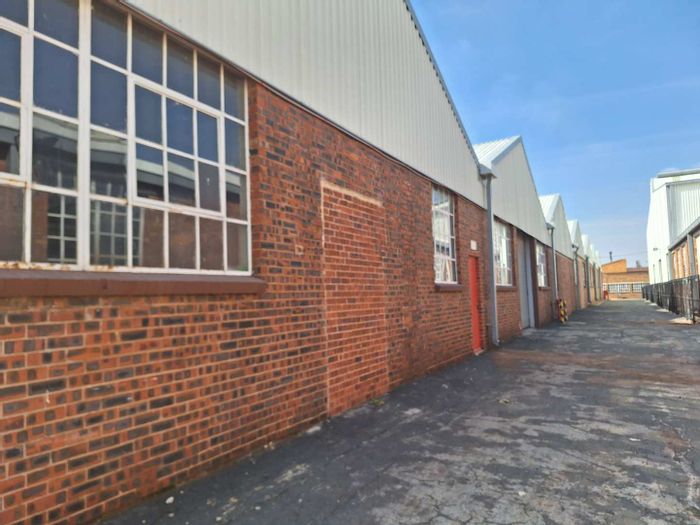 Industrial Warehouse To Rent in New Era with ample space and secure access.
