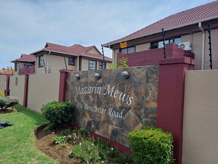 2-Bedroom Townhouse For Sale in New Market, near shopping and amenities.
