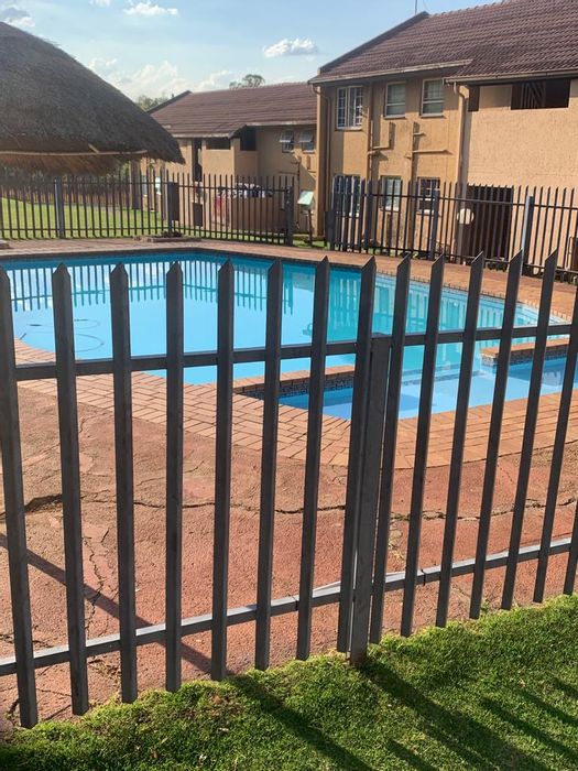Property #2148393, Apartment rental monthly in Alan Manor