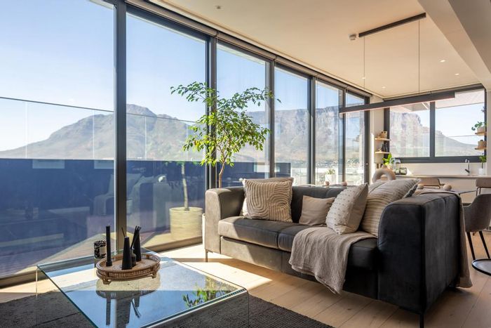 Property #2187924, Penthouse for sale in Cape Town City Centre