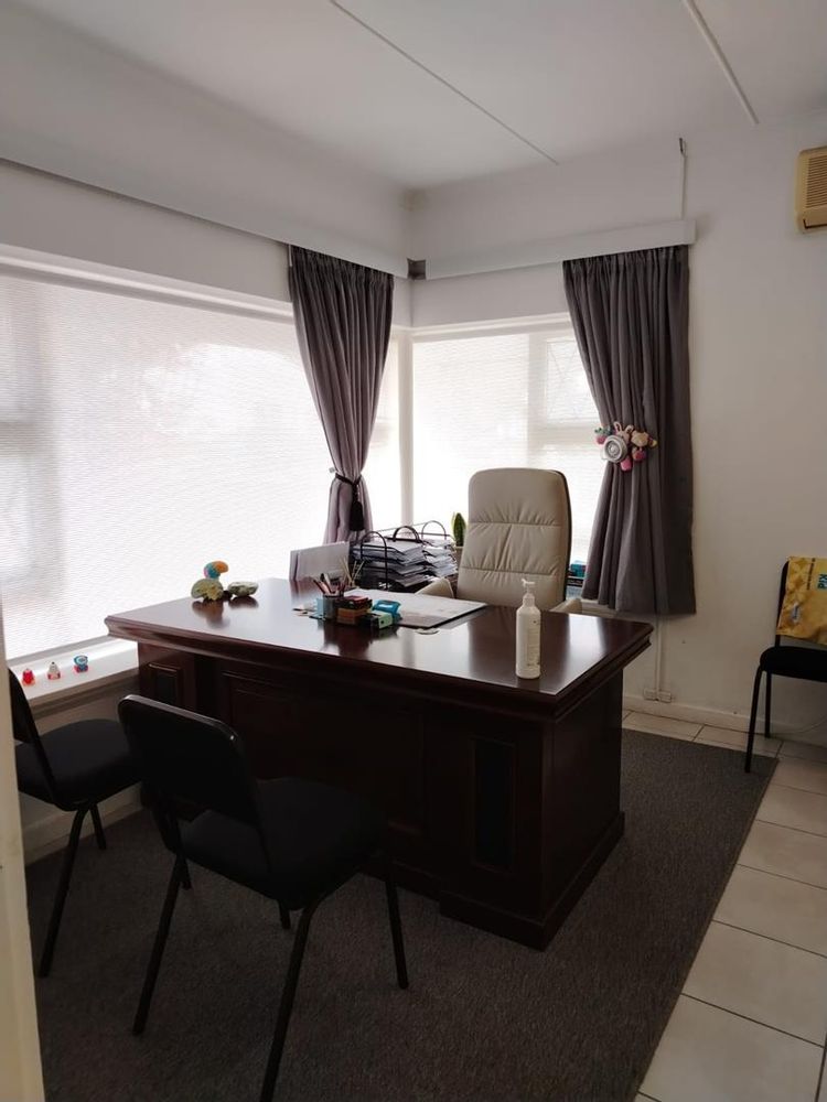 Main consulting room/Office 1 