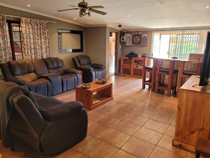 Goodwood Estate Property: property and houses for sale in Goodwood ...