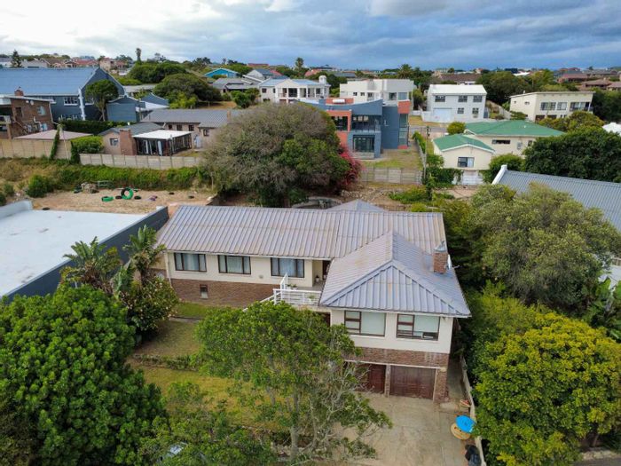 Property #2443229, House For Sale in Still Bay West