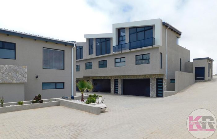 Property #2102291, Apartment for sale in Henties Bay Central