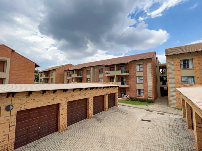 Property #2200410, Apartment for sale in Hatfield