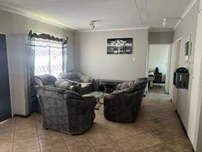 Property #2208717, Apartment for sale in Wilkoppies