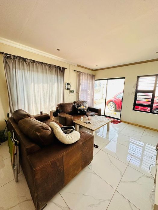 Property #2415063, House For Sale in Hakahana