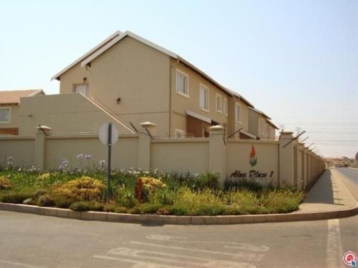 Property #2186582, Apartment Rental Monthly in Greenstone Hill