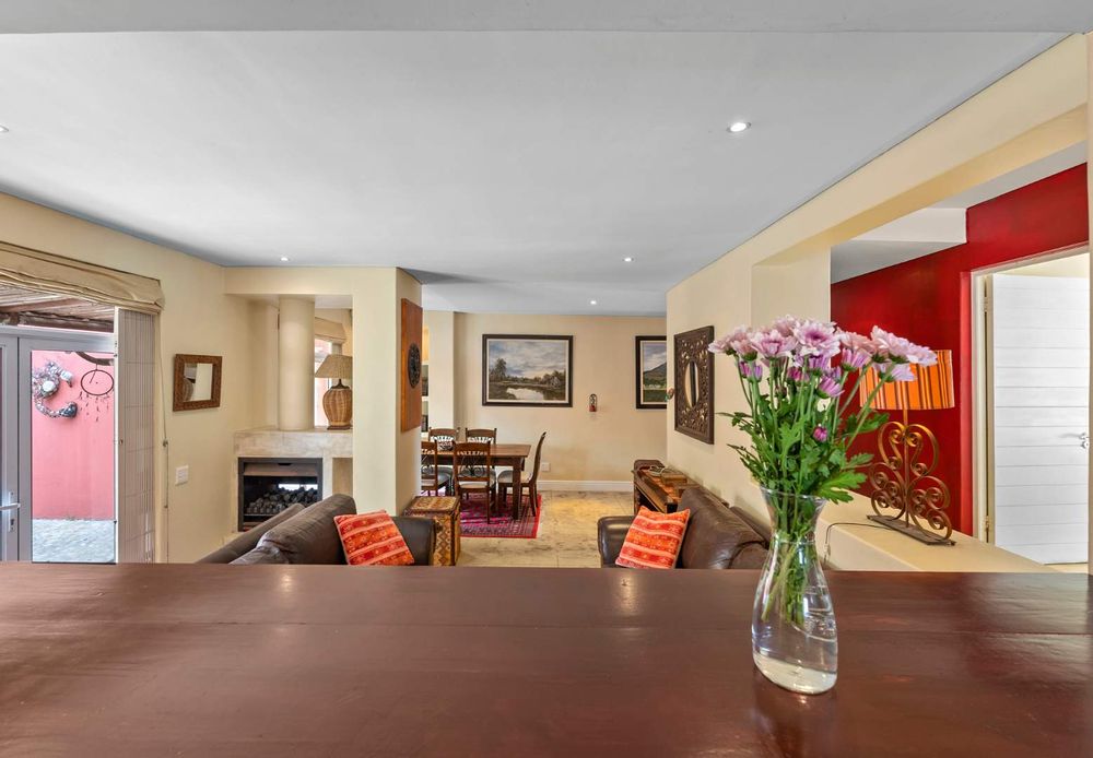 Open plan living, perfect for entertaining