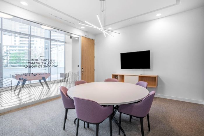 Office To Rent in Umhlanga Ridge: 25 sqm private space, 50 sqm shared area.