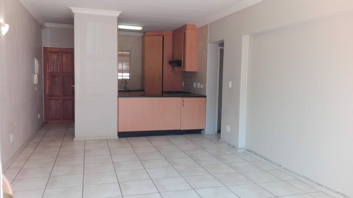 Property #2191309, Townhouse for sale in Benoni Central