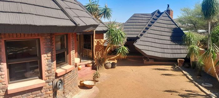 To Rent: House in Kleine Kuppe with 3 bedrooms, study, and outdoor braai area.