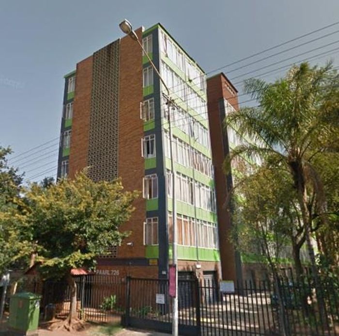 1-Bedroom Apartment For Sale in Arcadia with garage and convenient access to amenities.
