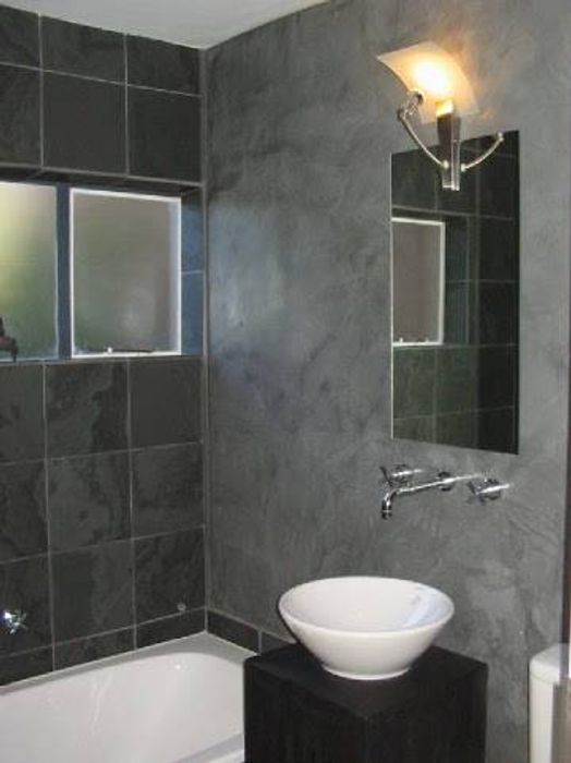 Killarney Townhouse For Sale: 3 beds, private courtyard, pool, 24-hour security.