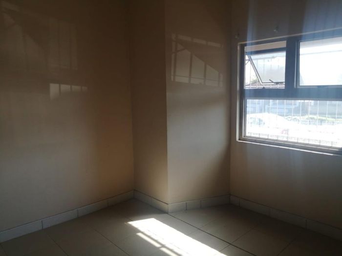 Property #10565, Apartment rental monthly in Quigney