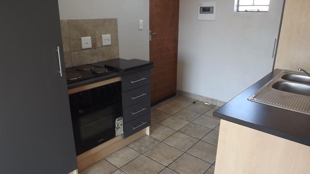 Modern TwoBedroom Apartments To Rent in Amberfield Spacious & Secure