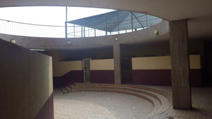 Property #127J_510, Flat rental monthly in Kempton Park