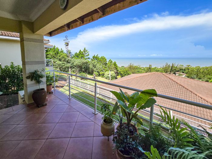 Ocean-view Ramsgate Townhouse for Sale with Modern Kitchen and Secure Amenities!