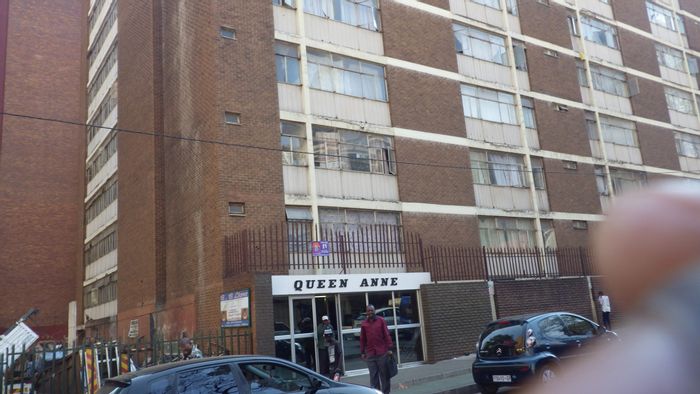 Property #571D_106, Flat rental monthly in Hillbrow