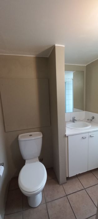 Property #625A_3, Flat rental monthly in Houghton Estate
