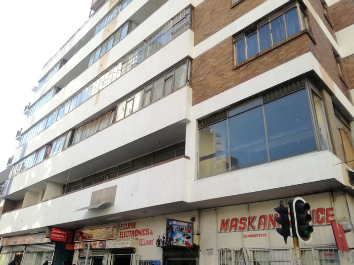 Property #634D_41, House rental monthly in Hillbrow