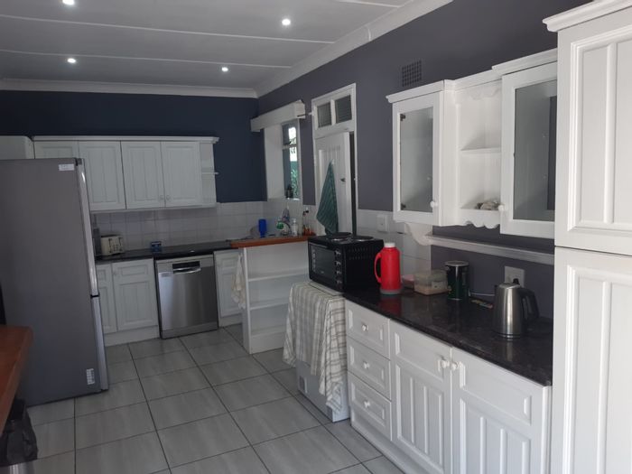 Property #632K_58, House rental monthly in Nahoon