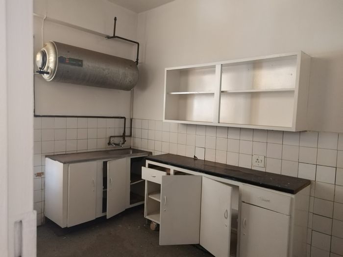 Property #6440_405, Flat rental monthly in Yeoville