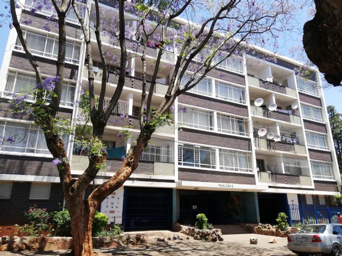 Property #6440_104, Flat rental monthly in Yeoville