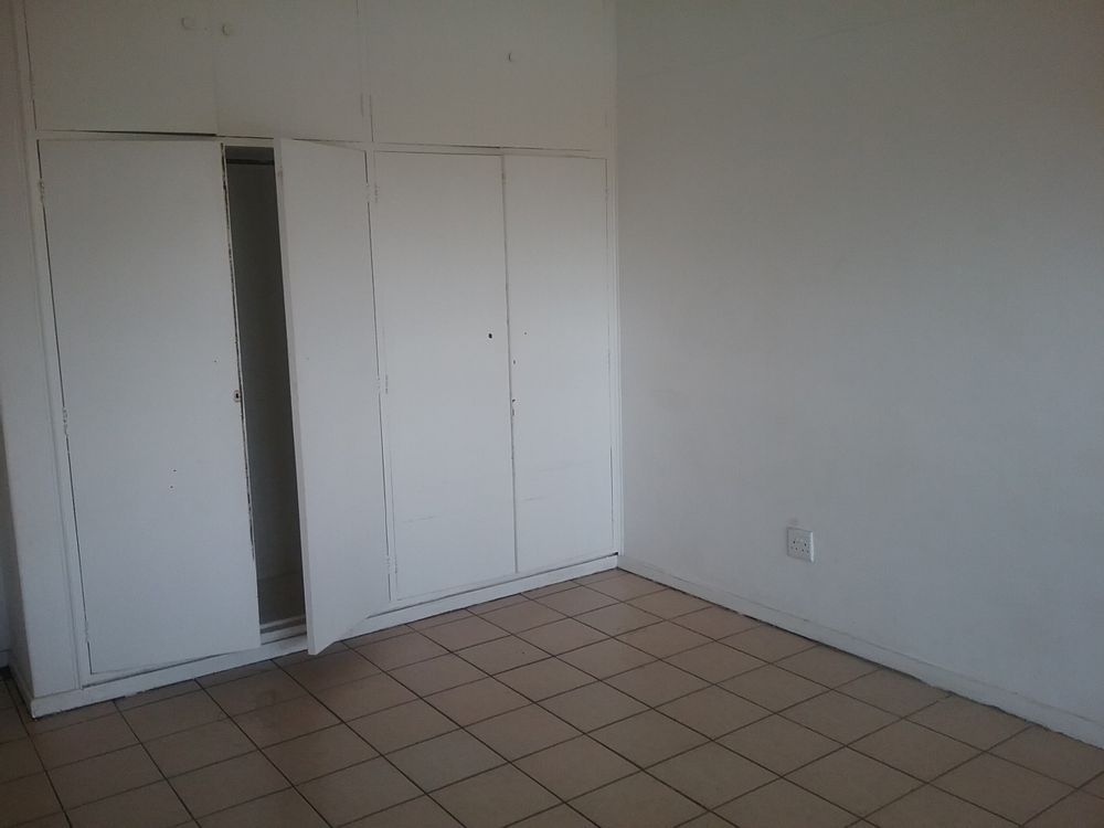 Modern House To Rent in Yeoville Secure, Close to Amenities, Parking