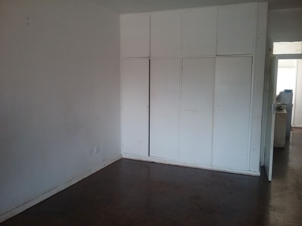 Modern House To Rent in Yeoville Secure, Close to Amenities, Parking