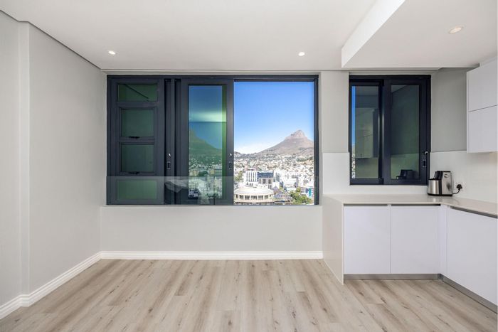 For Sale: Apartment in Cape Town City Centre with parking, views, and amenities.