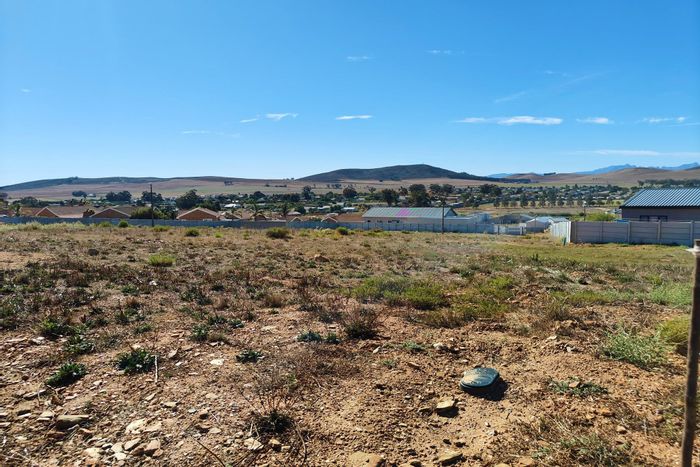 Vacant Land Residential For Sale in Moorreesburg Central with utilities ready for connection.