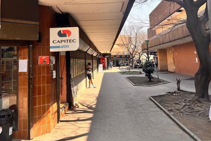 For Sale: Retail property in Cosmosrand with established tenants and high foot traffic.