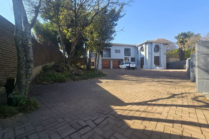 To Rent: Office in Waterkloof Ridge with 10 offices, pool, and easy highway access.