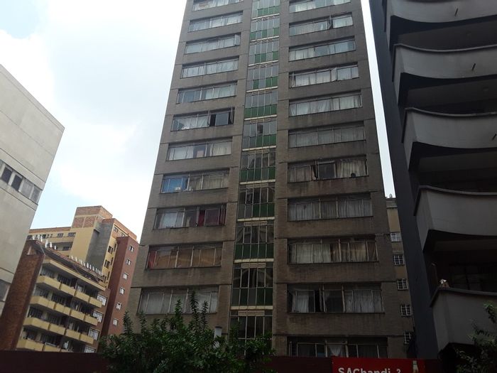 Property #820C_81, Flat rental monthly in Hillbrow