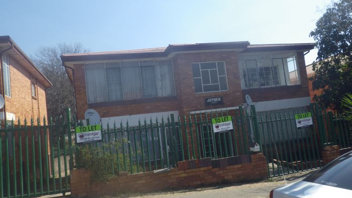 Property #846E_4, Flat rental monthly in Rosettenville