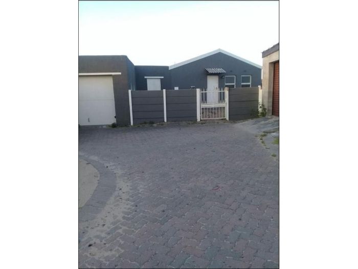 Property #CCSA-21529-1169, House for sale in Strandfontein